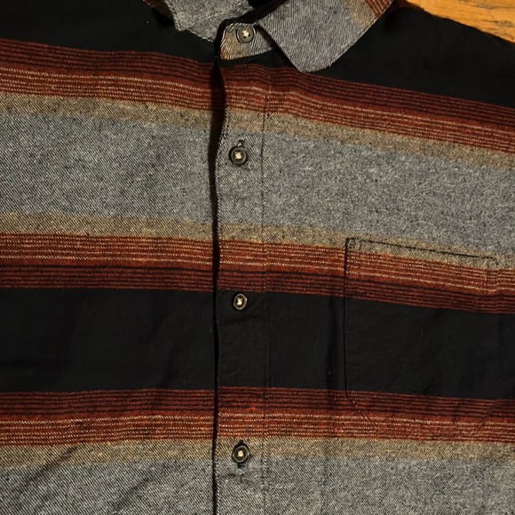 Essex Crossing Flannel Shirt - Picture 2 of 2